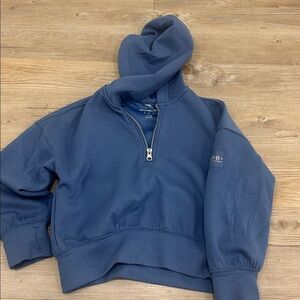 Blue cozy Abercrombie and KIDS sweatshirt. With zipper.
